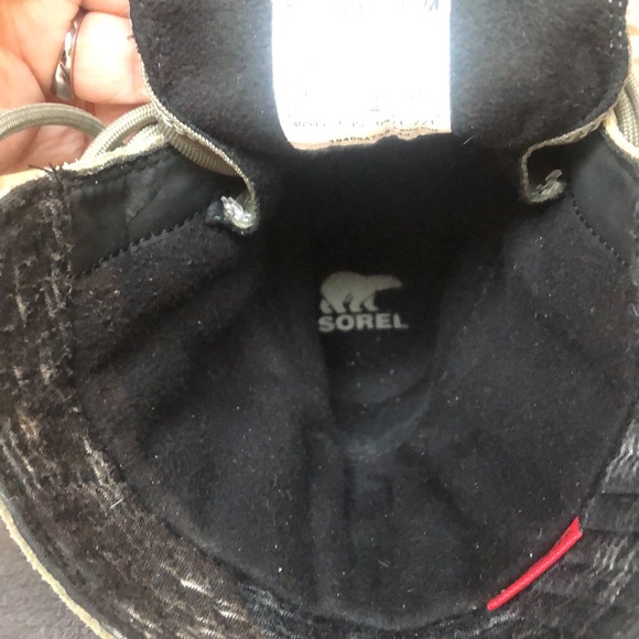 Like new Sorel suede winter waterproof boots Size 9 - Picture 8 of 8